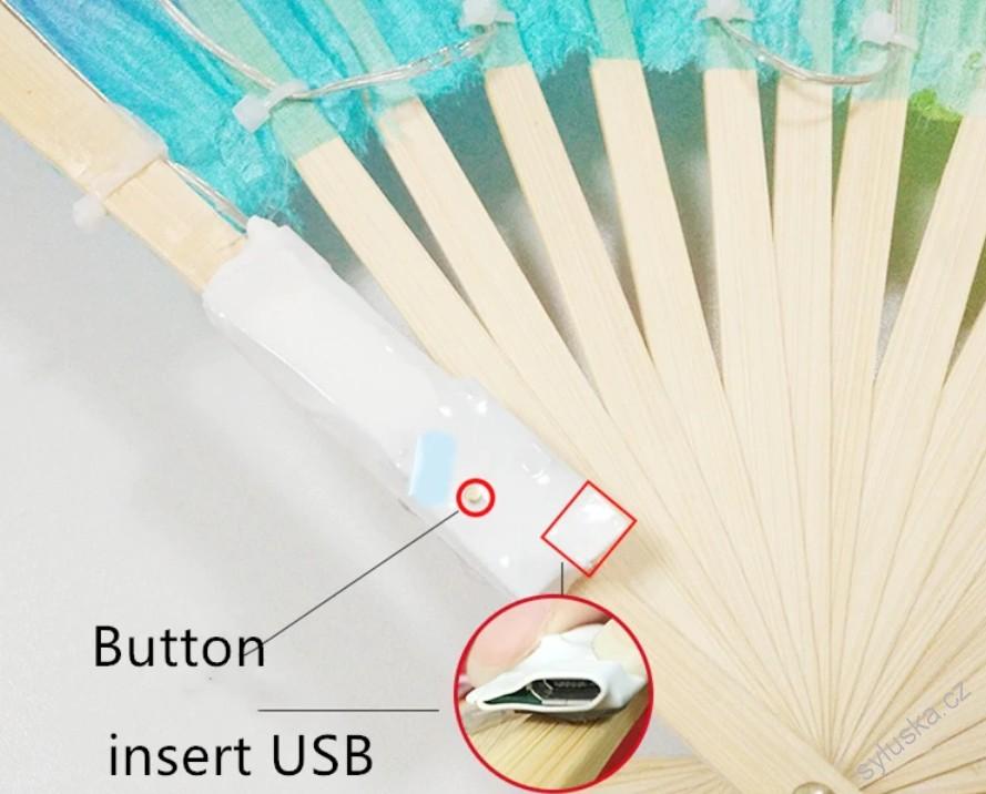 LED hedvábné vějíře 180x90 - MULTICOLOR (svislé pruhy) s akumulátorem