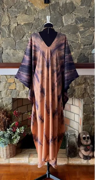 Béžový batikovaný KAFTAN dlouhý  (07) - výstřih do V