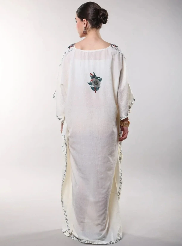 Bavlněný kaftan VIRENA s výšivkou - SMETANOVÝ
