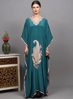 Kaftan AMITA s výšivkou - MODROZELENÝ